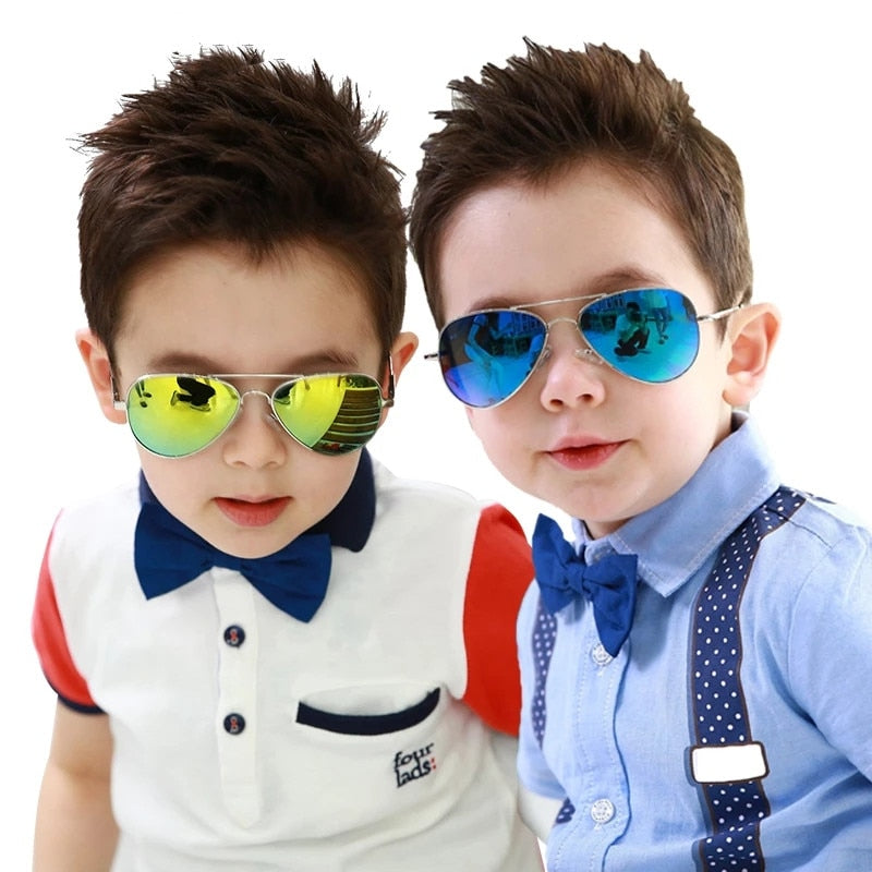 Lunettes de soleil junior : les modèles les plus cool de la saison chez TendanceLunettes.com